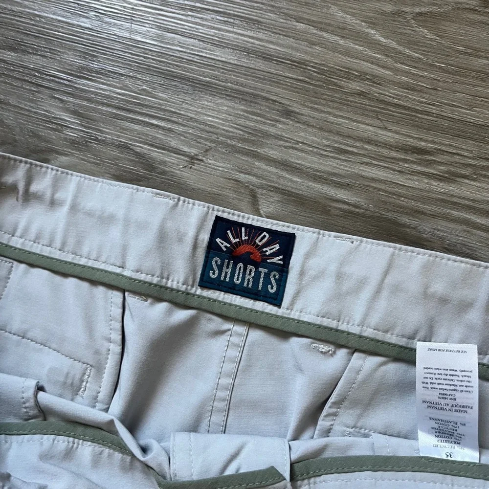 Faherty All Day Shorts Mens 35 Light Gray Stretch Hybrid MSC0012 Casual Summer